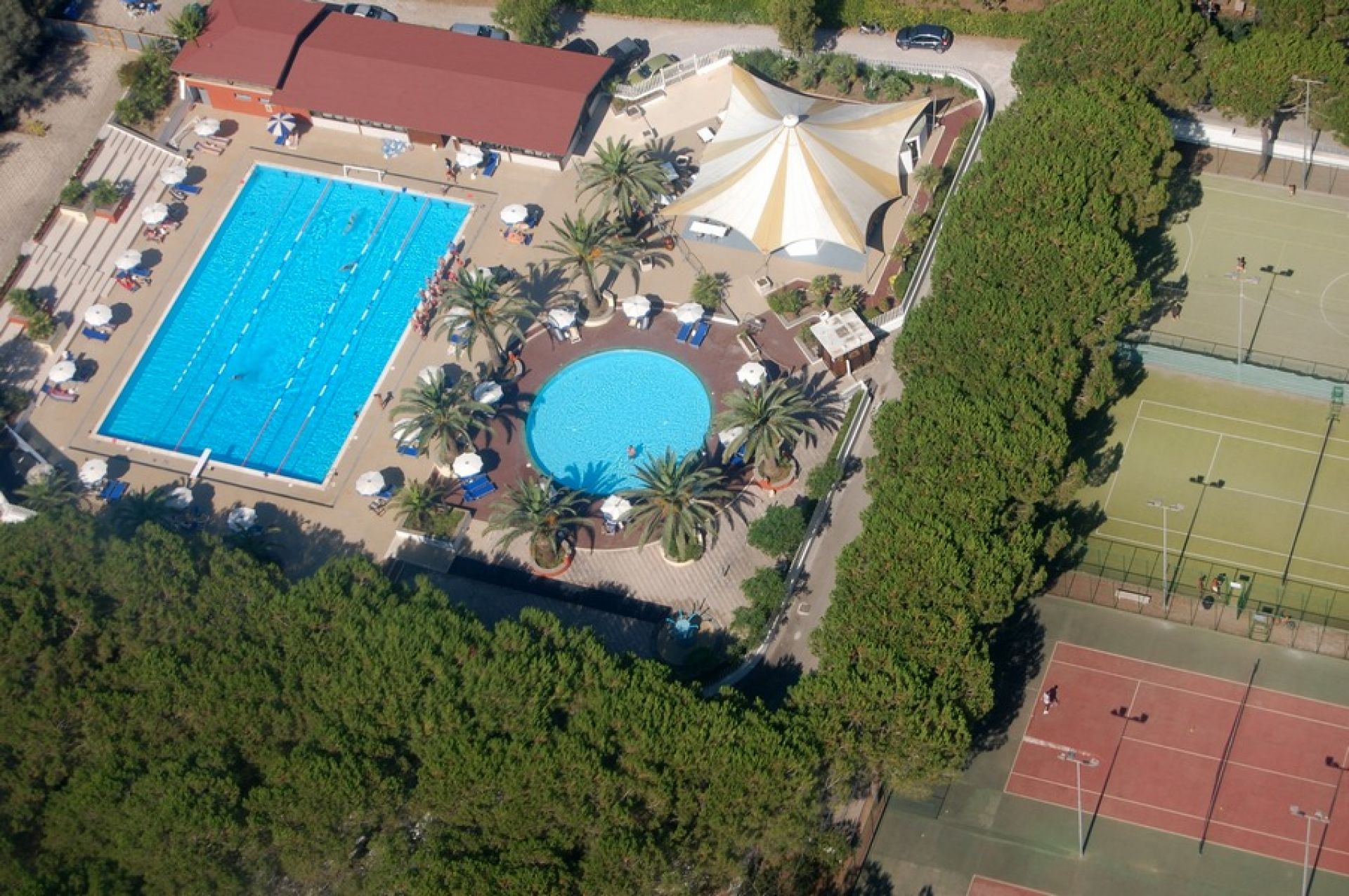 piscina-9di12_1920_1277_1